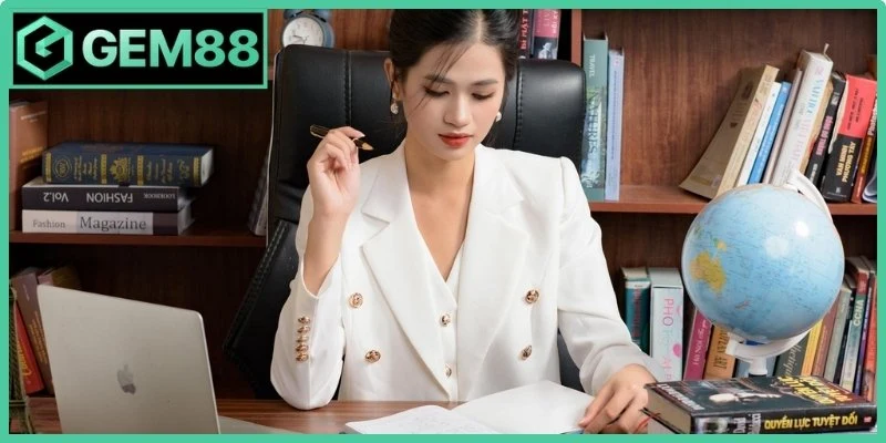 Tác Giả Lily Chan - Chuyên Gia Chiến Lược Tại Gem88 1 Sơ lược về tiểu sử tác giả Lily Chan